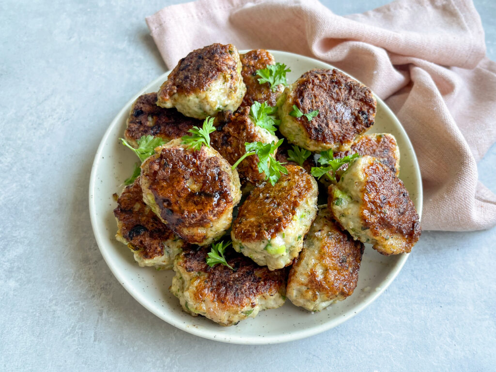 Grønne kyllingefrikadeller
