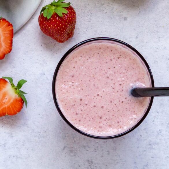 Jordbær smoothie med banan Jordbær smoothie med banan