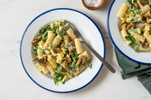 Vegansk cremet pastaret med svampe