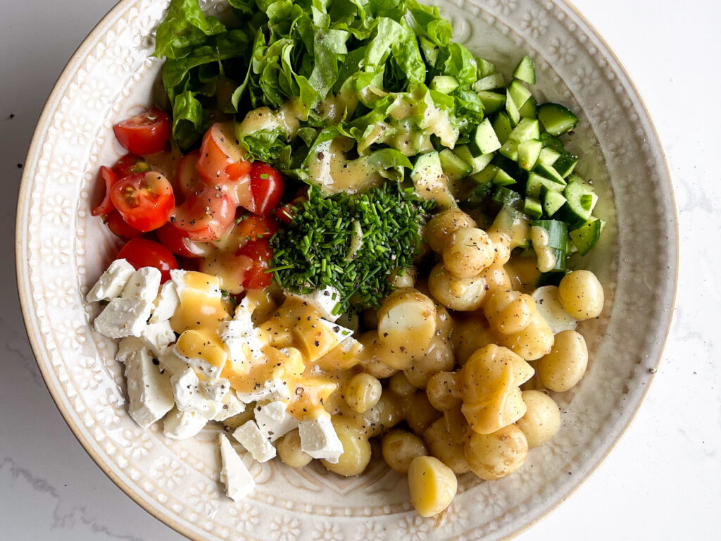 Kartoffelsalat med sennepsdressing